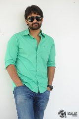 Sai Dharam Tej Interview About Pilla Nuvvu Leni Jeevitham